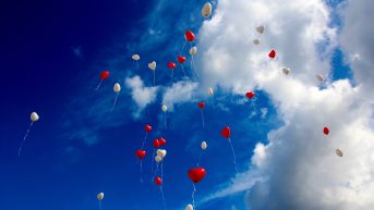 balloons-clouds-fly-33479